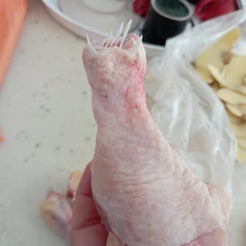 Hijyen Sorunu: Erpiliç Baget Ürününde Kıllar Bulundu