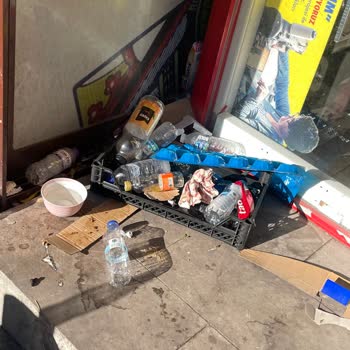Ankara Kızılay Şok Market Çalışanlarının Davranışları Ve Marketin Durumu