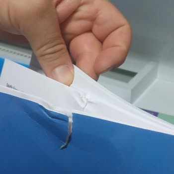 Uğur Koleji Kitap Sorunu