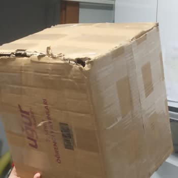 Uğur Koleji Kitap Sorunu