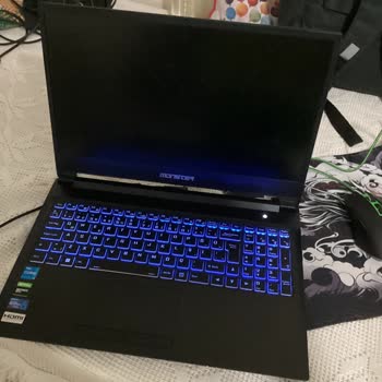 Monster Notebook V16.7 Siyah Ekran Sorunu