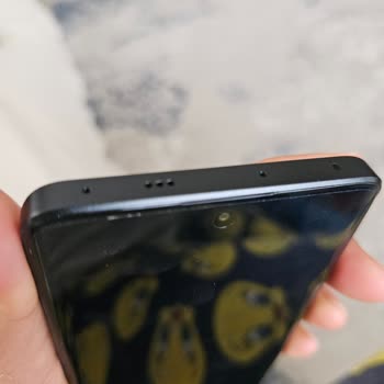 Pazarama Dan Aldığım Telefon Uhulu Ve Çizik Çıktı