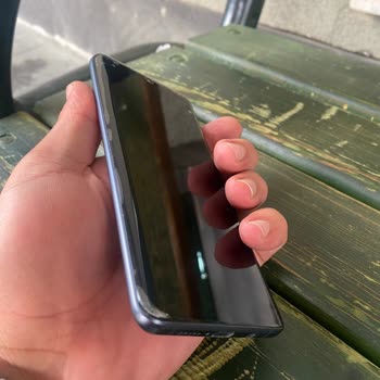 Media Markt Gaziantep Sankopark Mağazasında Xiaomi 10 Lite Telefon