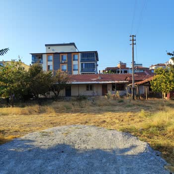 Manisa Büyükşehir Belediyesi Yoğun Şikayetlere Rağmen Açılamayan Yol
