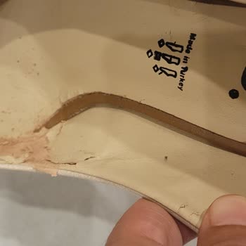 Dogo Store Ayakkabı İçinin Tamamen Soyulması Hatalı Ürün