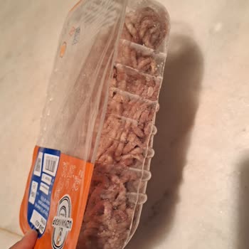 Migros İnsanları Zehirliyor Ürünler Bozuk