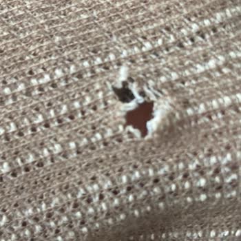 Zara Dan Aldığım Ürün Ertesi Gün Yırtıldı