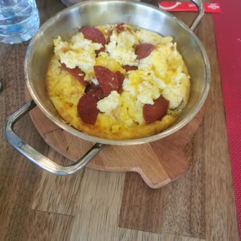 Kafe Karatay Şubesinde Yemek Siparişi Sorunu