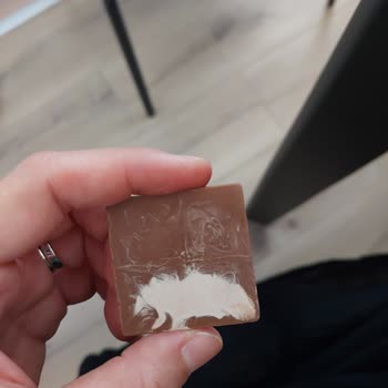 Cici_bebek_sekerim (Instagram) Bayat Çikolata Özensiz Magnet