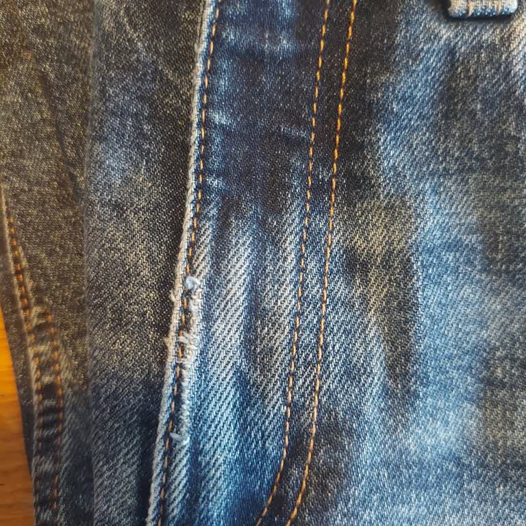 Zara Müdürü Terbiyesizliği Ve Ürünü Doğru İncelememesi