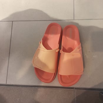 Derimod Müşterisine Kusurlu Ürün Satıyor