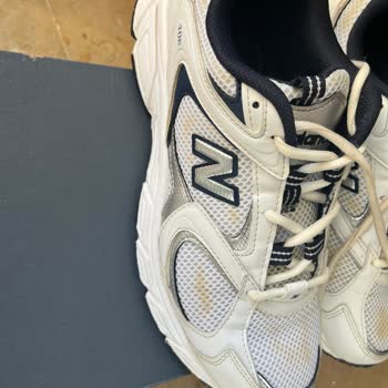 New Balance Ürünün Temizlendikten Sonrası Sararması