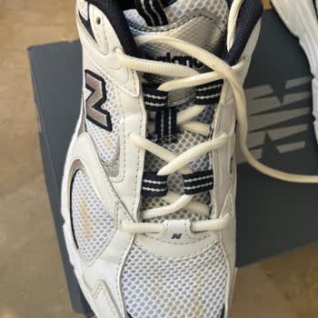 New Balance Ürünün Temizlendikten Sonrası Sararması