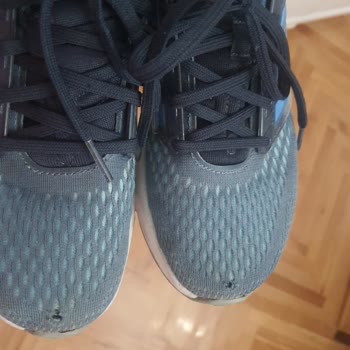 Adidas Ayakkabı Yırtıldı 3 Ayda Kullanıcı Hatası Dediler