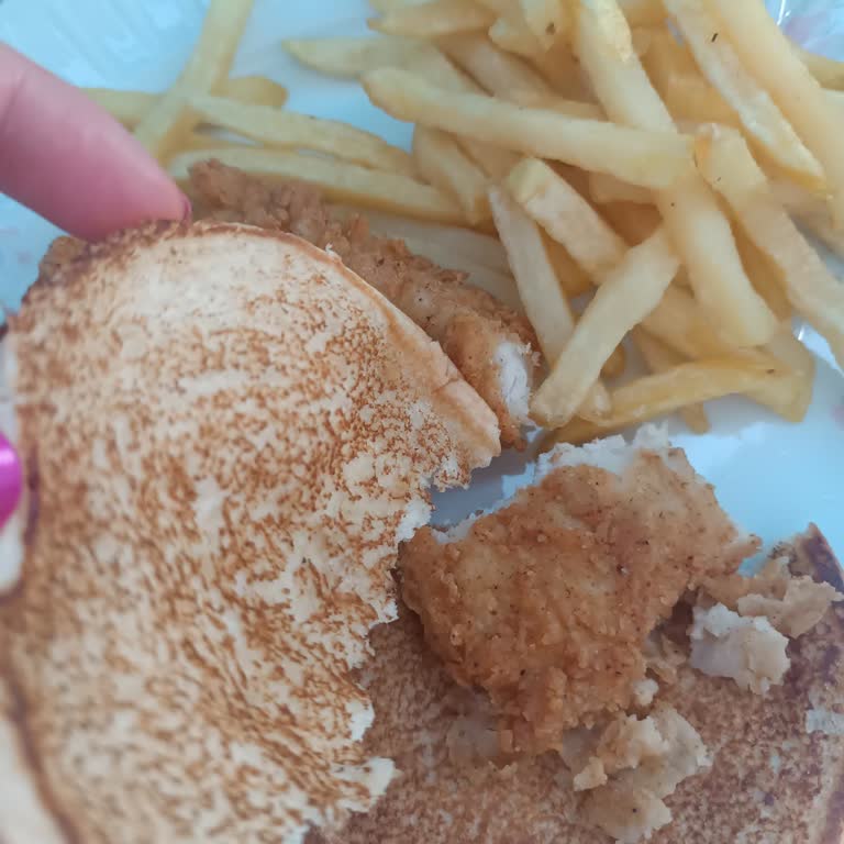 KFC Kötü Deneyim: Soğuk Ve Eksik Yemek