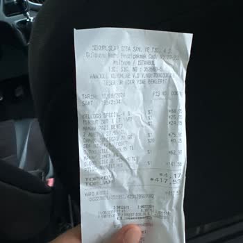 Özkuruşlar Market'te Hijyen Sorunu Ve İlgisizlik