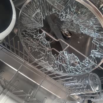 Korkmaz Mutfak Eşyaları Kapağım Kendiliğinden Patladı