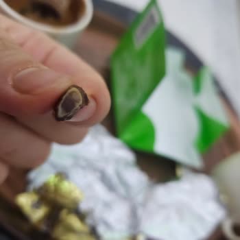 Ülker Çikolatadan Taş Çıktı