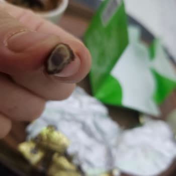 Ülker Çikolatadan Taş Çıktı