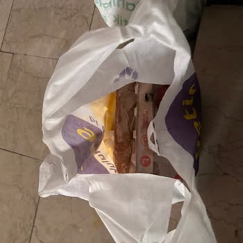 Getir Courier Threw My Order, Smashed Eggs Everywhere, and No Replacement Arrived