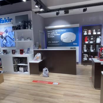 Fakir Mağazanın Boş Bırakılması/ Satış Danışmanın Üslubu Saygısızlığı