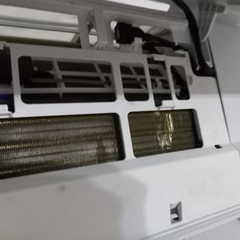 Baymak Elegance 12000 BTU Klima Filtresi İçindeki İki Filtre Yok