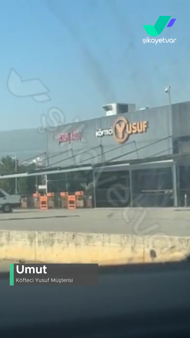 Köfteci Yusuf Aç Kaldım Ve İlgilenen Olmadı! videonun kapak resmi