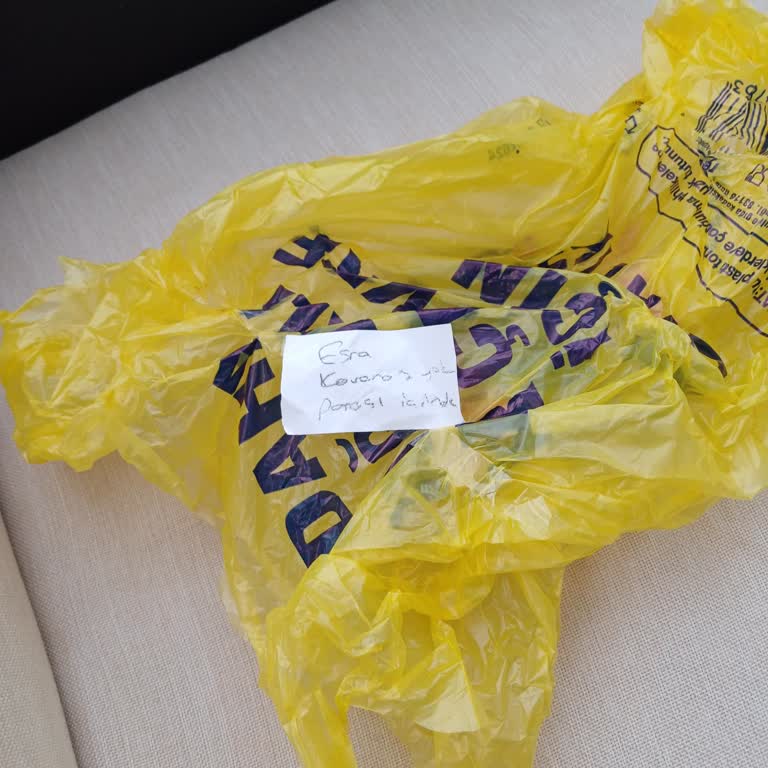 Şok Marketler Olmayan Ürün Satışı Ve Aranmadan Siparişin Parasını