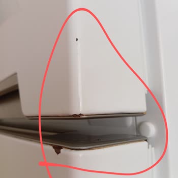 Vestel Buzdolabımın Her Tarafı Paslanıyor Ve Kapağı Düştü