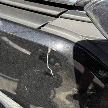 Martı'nın Motorunu Aracımın Üzerinde Buldum, Göçük Ve Çizikler Var