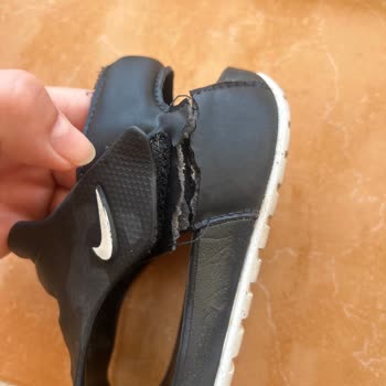 A101 Aldığım Nike Sandaletler Bir Hafta İçinde Yırtıldı!