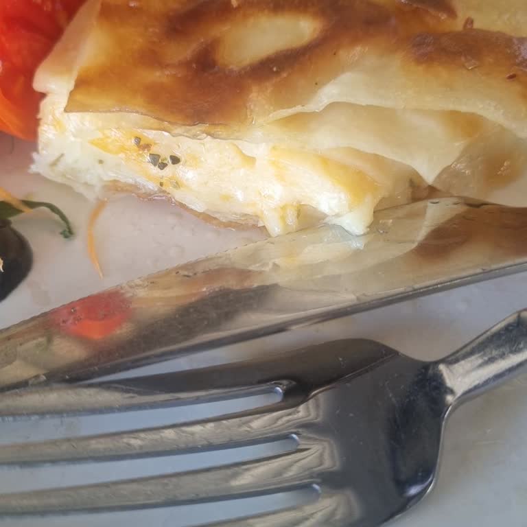 Özsüt Hilltown Karşıyaka Mağazasında Hayal Kırıklığı