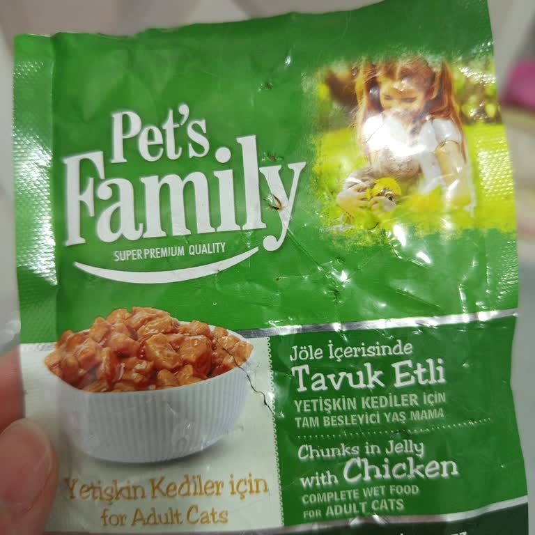 Pet's Family Marka Yaş Mama Yiyince Kedilerim Hasta Oldu.