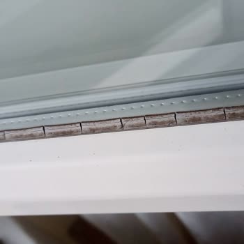 Adopen Pencere Fitilleri Beklentileri Karşılamıyor