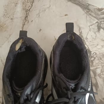 Skechers Ayakkabıda 4 Ayda Açılma Sorunu