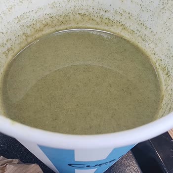 Cups&Clouds Cups & Clouds Hizmetsizliğin Hizmeti