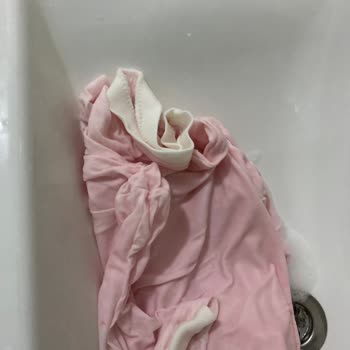 Mavi Jeans T-shirt Pembeye Dönüştü