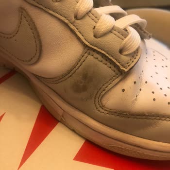 Nike Ayakkabı BİR-İKİ Giyişte Elimde Kaldı