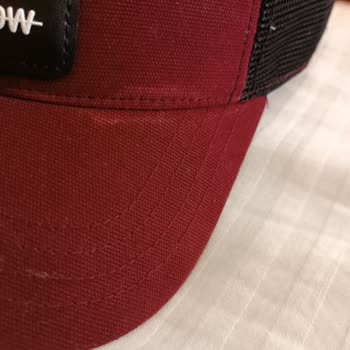 Blackbörk Şapkam İlk Kullanımda Leke Oldu