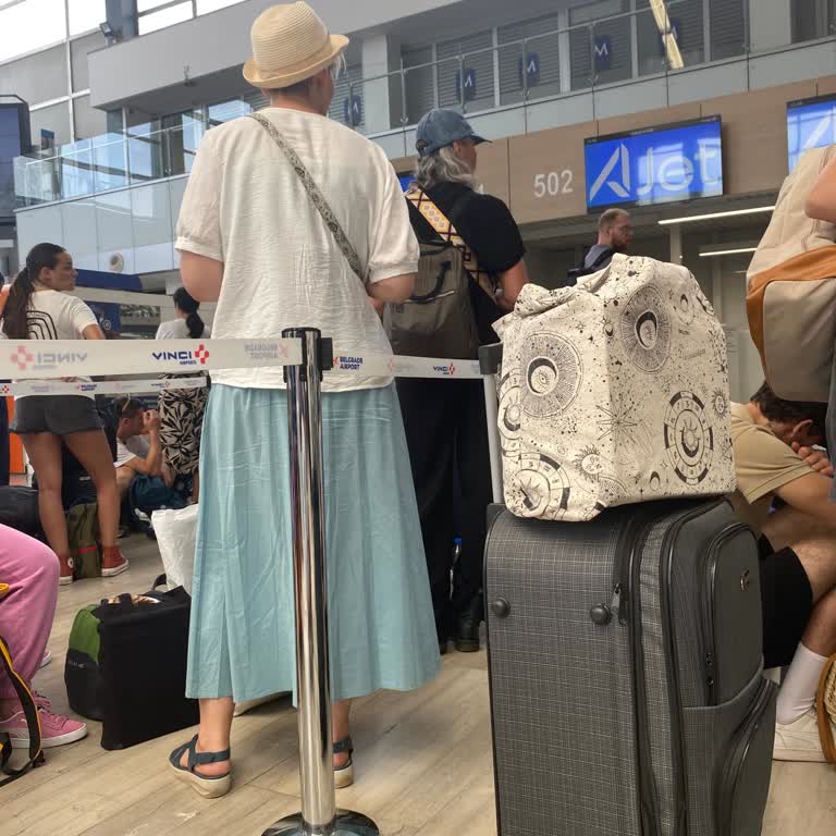 Ajet Uçuşunda Yaşanan Check-in Sorunu