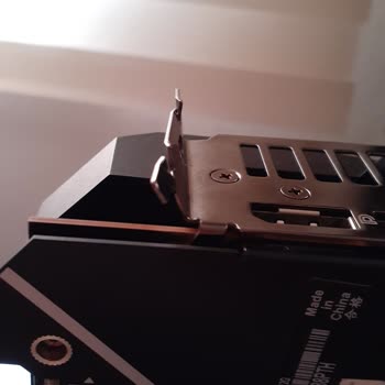 Asus Teknik Servis (Özel) Ekran Kartım Hasarlı Geldi.