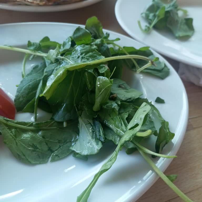 Kırçiçeği Restaurant Garsonların Davranışları Ve Kalitesiz Hizmet