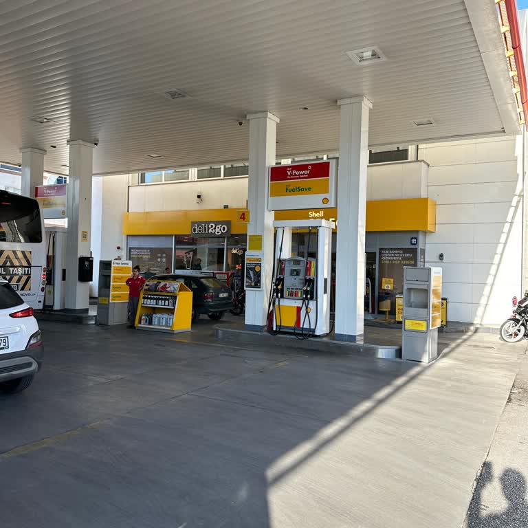 Shell Akaryakıt İstasyonunda Bekleme Sorunu