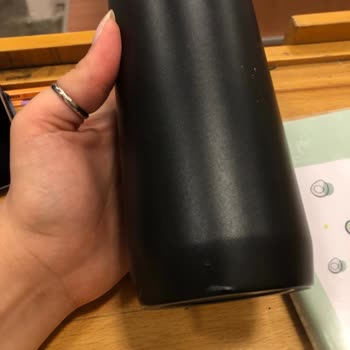 Stanley Termosum Patladı Ve Dış Yüzeyinde Hasar Meydana Geldi!