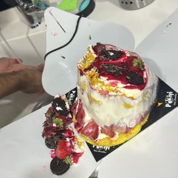 Pekiyi Fırın Kafe Bozuk Paket Yüzünden Çocuğumuz Ağladı