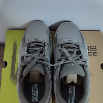 Skechers Refused to Exchange Shoes After Brief Use at Home