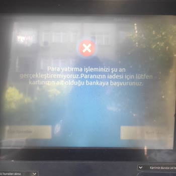Yapı Kredi ATM 'sine Sıkışan Param İade Edilmiyor