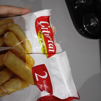 Şok Market Çıtırtat Börek Görseldeki Gibi Yorumsuz.