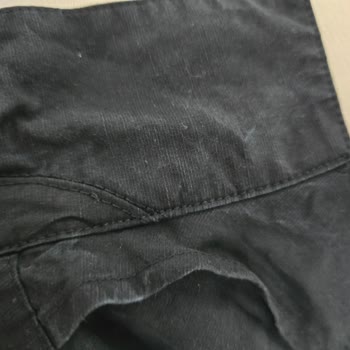 Mavi Black Keten Siyah Gömlek İlk Yıkamada Beyaz Beyaz Lekeler