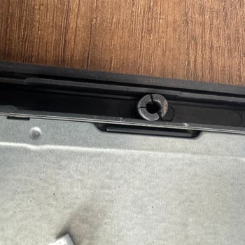 Postürk Bayisi Garanti Hizmeti Veremediğini Servise Aramam Gerektiğini Söyledi